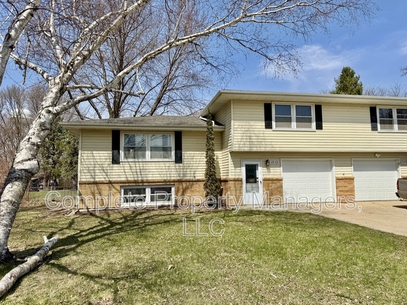 Photo - 1710 Gateway Dr