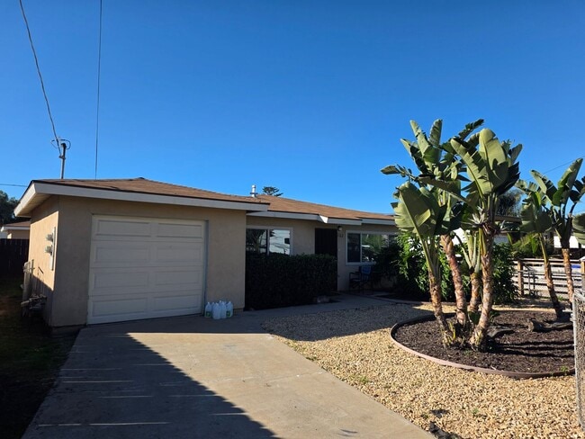 Building Photo - Two bedroom house for rent with garage