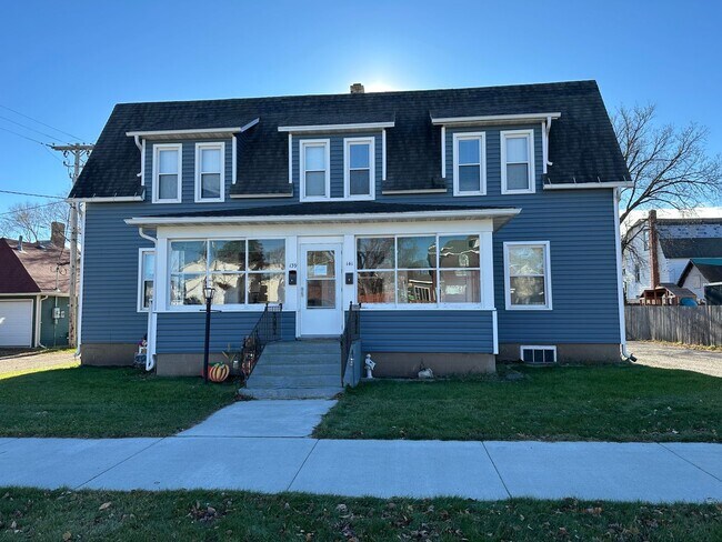 Photo - 139/141 6th St NW Unidad 141