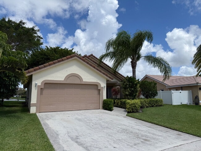 Photo - Beautiful Home with Large Great Room!