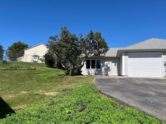 Photo - 3023 25th St NW