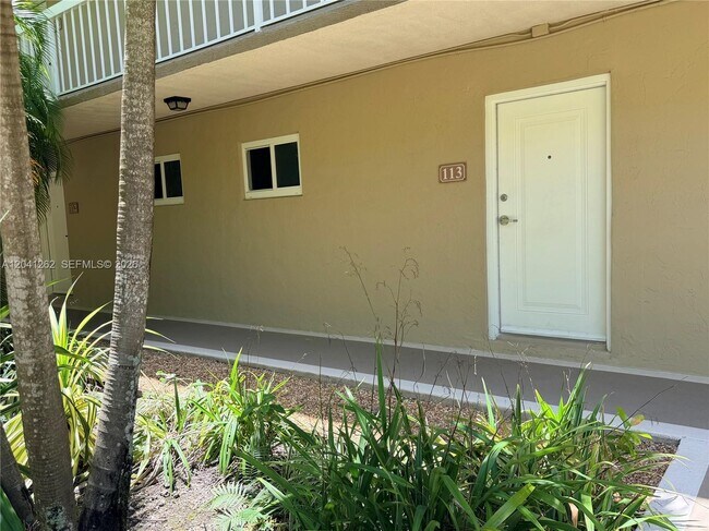 7730 Camino Real Unit F113