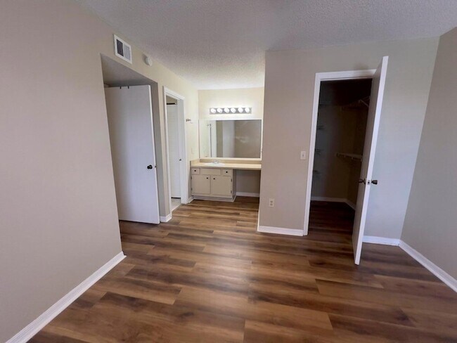 Photo - 1401 Village Blvd Unit 221