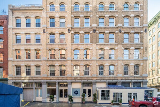 Photo - Tribeca North