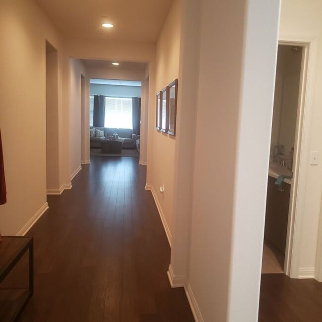 Photo - 9803 Buckhorn Peak Dr