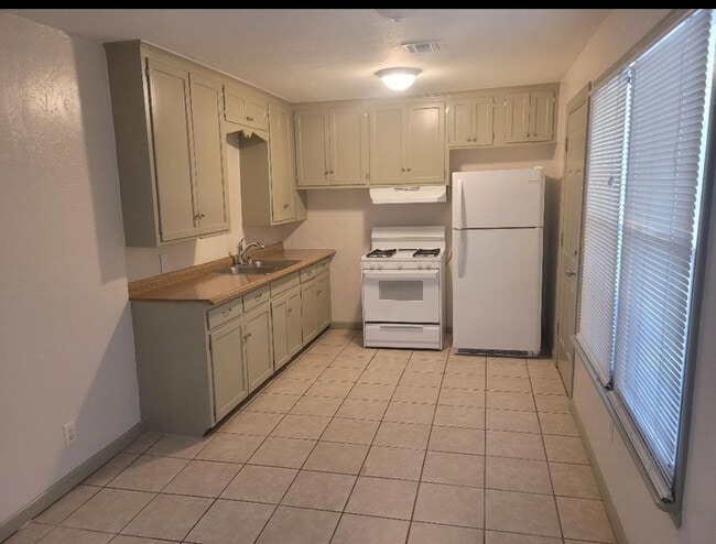 Photo - 745 NW 89th St