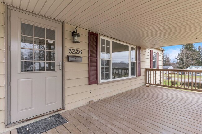 Photo - 3226 Quentin Dr