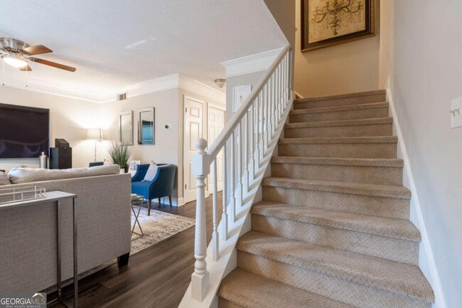 Photo - 6900 Roswell Rd