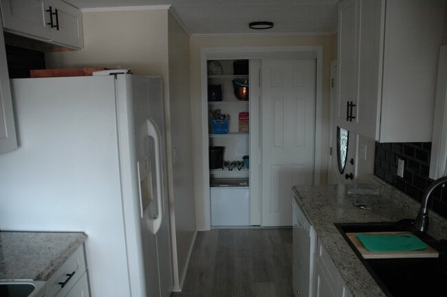 Photo - 23 Kinsmen Dr