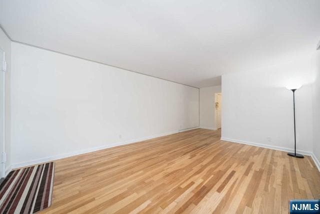 Photo - 2330 Linwood Ave Unit 4C