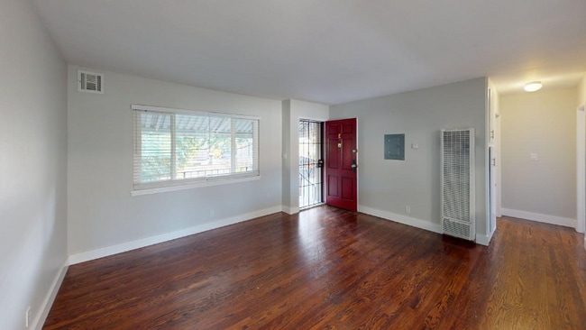 Photo - 1509 Morton St Unit E