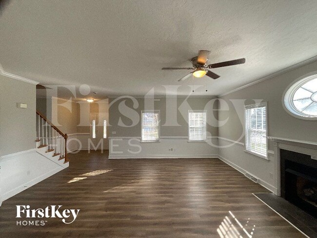 Photo - 113 Longwood Dr