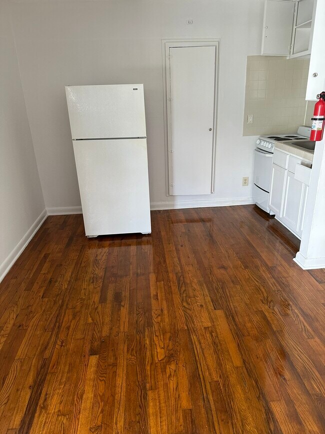 Photo - 301 Avondale St Unidad 15