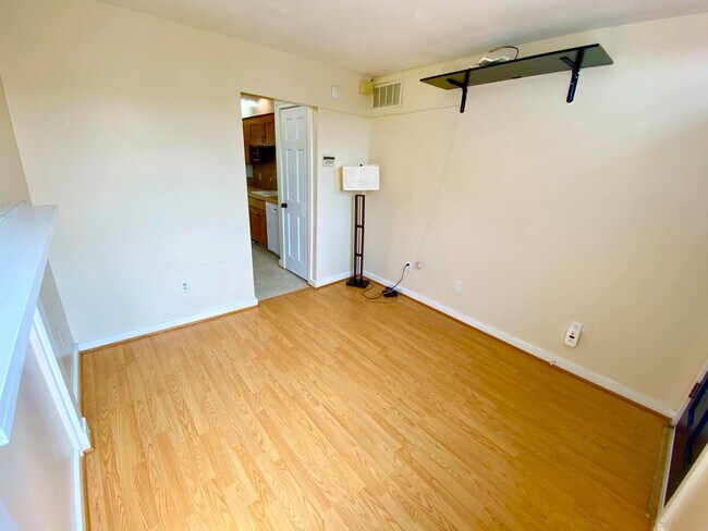 Photo - Charming 1BR with 1.5 Baths and Bonus Basement Room in the Heart of Ridgley’s Delight
