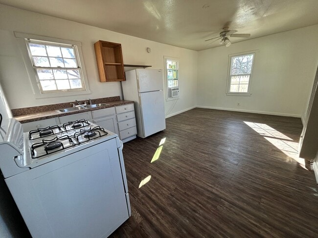 Photo - 2421 22nd St Unit 2422 22nd Pl