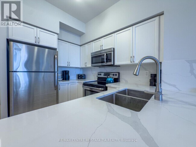 Photo - 388 Prince of Wales Dr Unité 2907