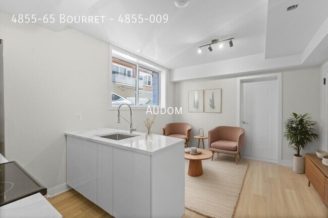 Photo - 4855-65 Av Bourret Unit 4855-009