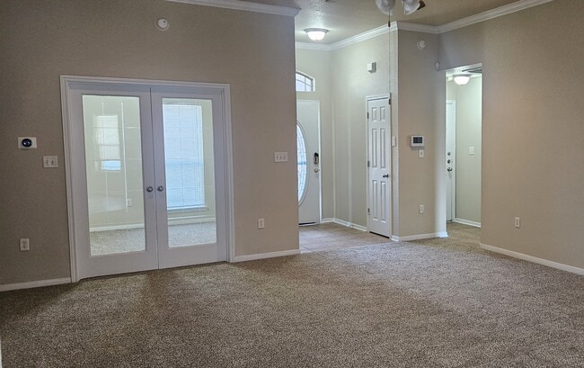 Photo - 2415 Merle Dr