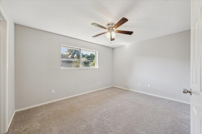 Photo - 6022 Meadowbrook