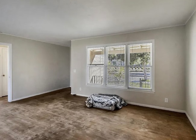 Photo - 827 Chestnut St