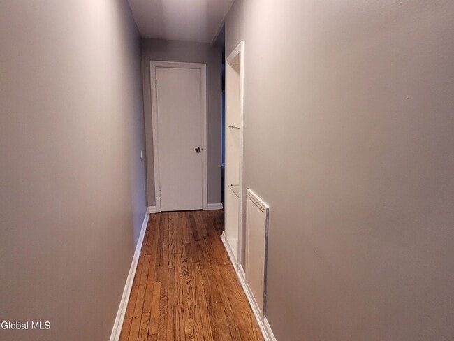 Photo - 147 Eagle St Unidad APT 4