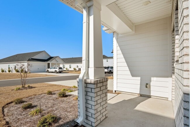 Photo - 2048 Copper Crk Lp