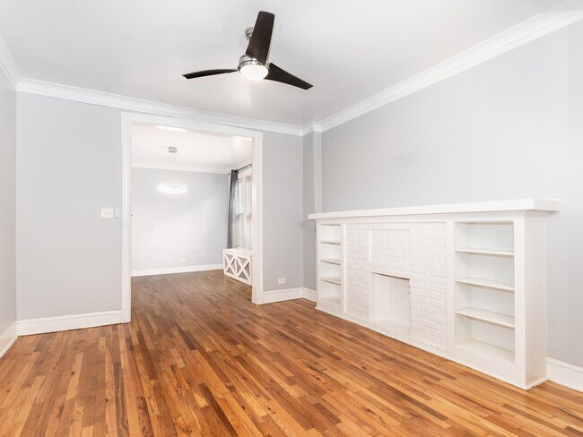 Photo - 3345 N Springfield Ave