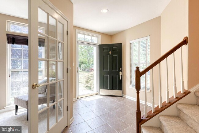 1503 Martock Ln