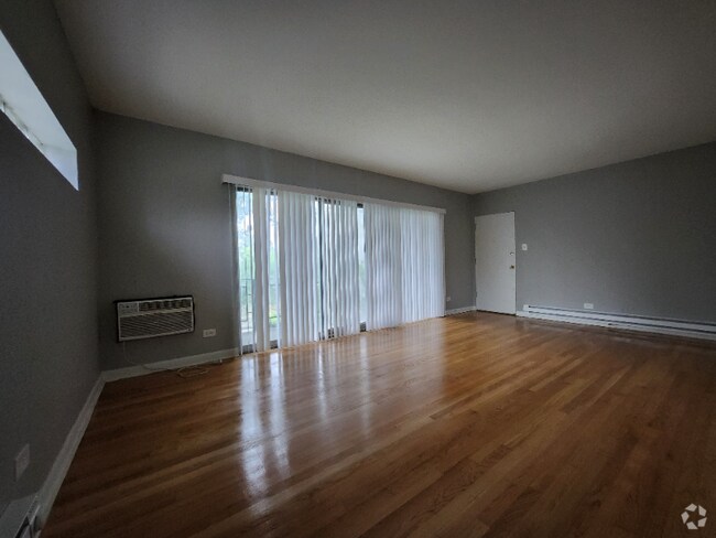 Building Photo - 3115 W 79th St Unit 2 Rental