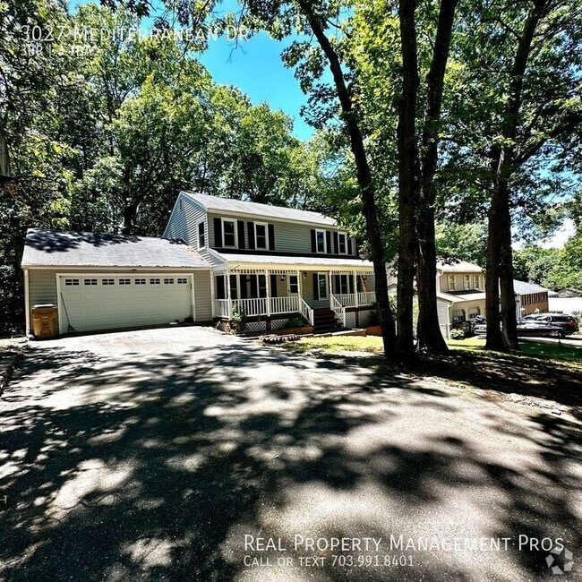 Building Photo - 3027 Mediterranean Dr Rental