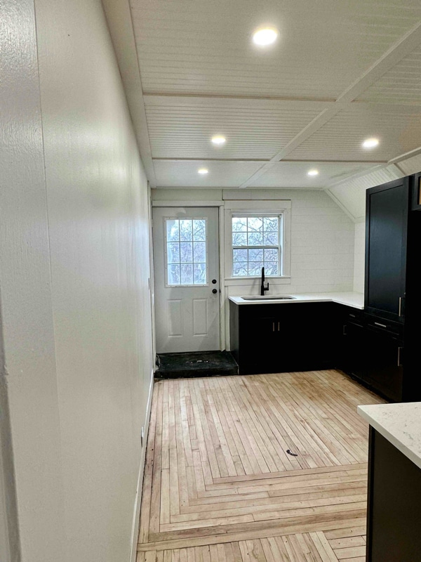 Photo - 218 N Main St Unit 2