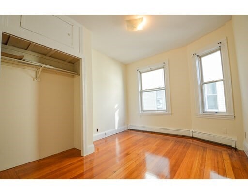 Photo - 74 Aldie St Unit 2