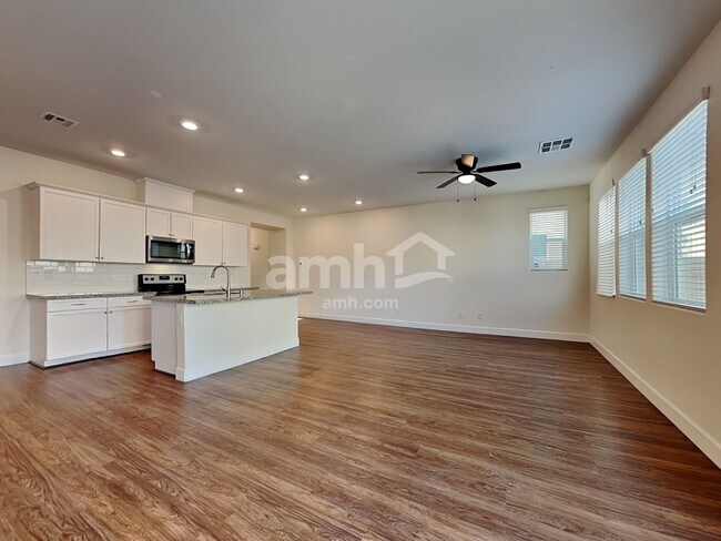 Photo - 9282 Opal Bay Ct