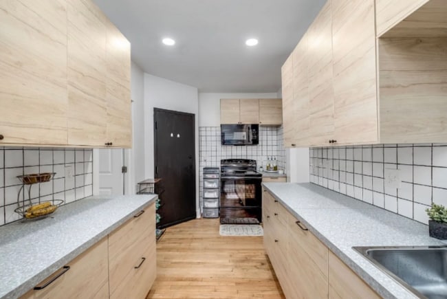 Photo - 1600 Central St Unidad 1602