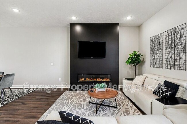 Photo - 630 N 46th St