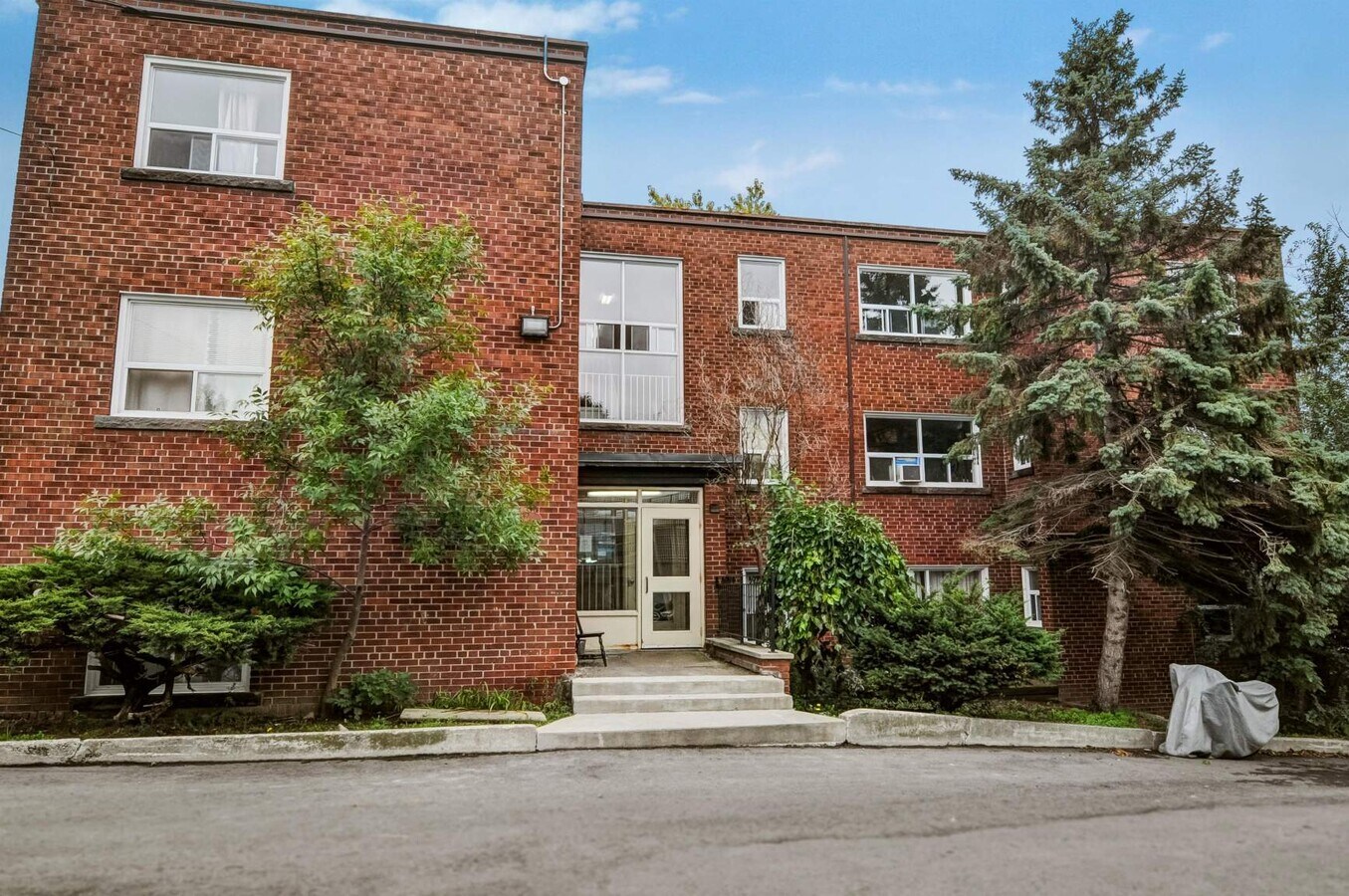 Photo - Folcroft Apartments