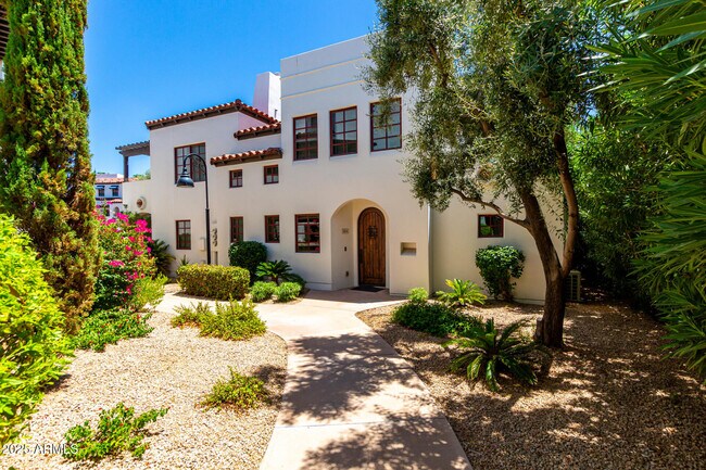 Photo - 8333 E Vía Paseo Del Norte Townhome