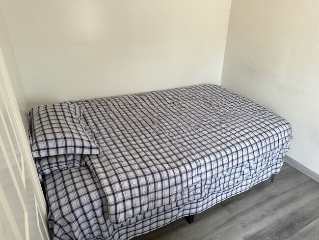 Photo - 1708 Euclid Ave Unit 12