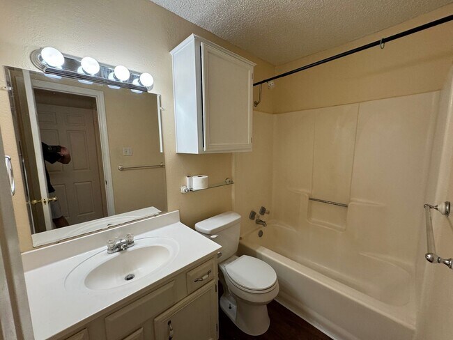 Baylor Condo - Baylor Condo