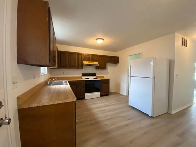 Photo - 6972-6996 Joseph Street Unit 6996