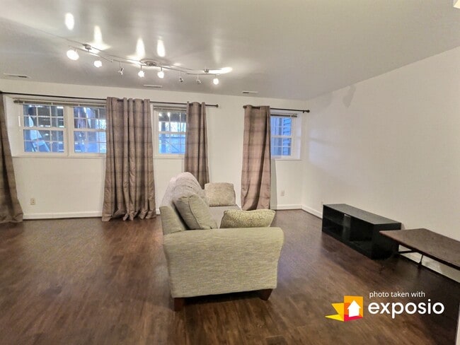 6129 Stonepath Cir Unidad Basement