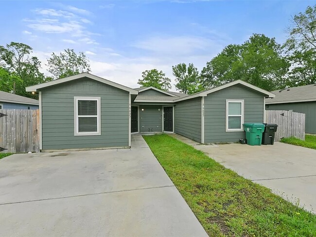 Photo - 9027 Madera Rd House