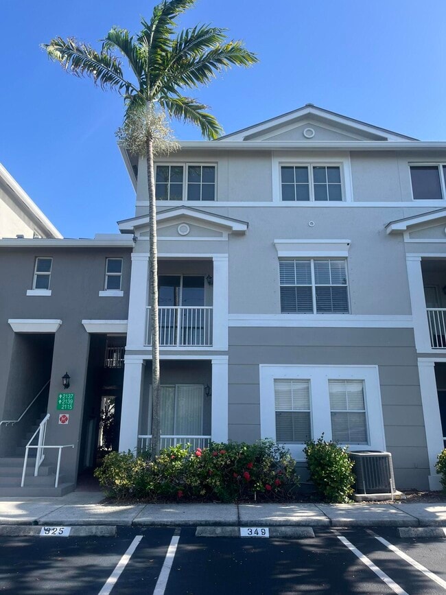 Building Photo - 2137 Shoma Dr Unit 156
