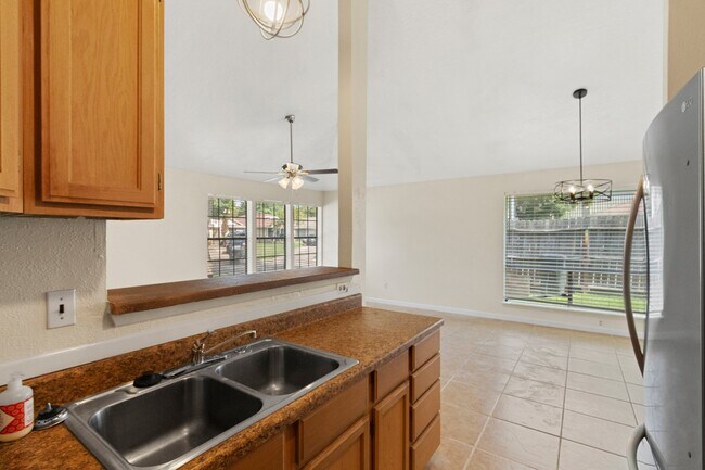 Photo - 5218 Beaverbrook Dr
