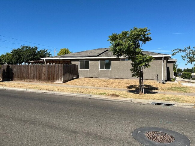 Photo - 506 Janell Ct