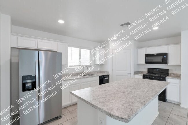 8755 E Stone Meadow Cir