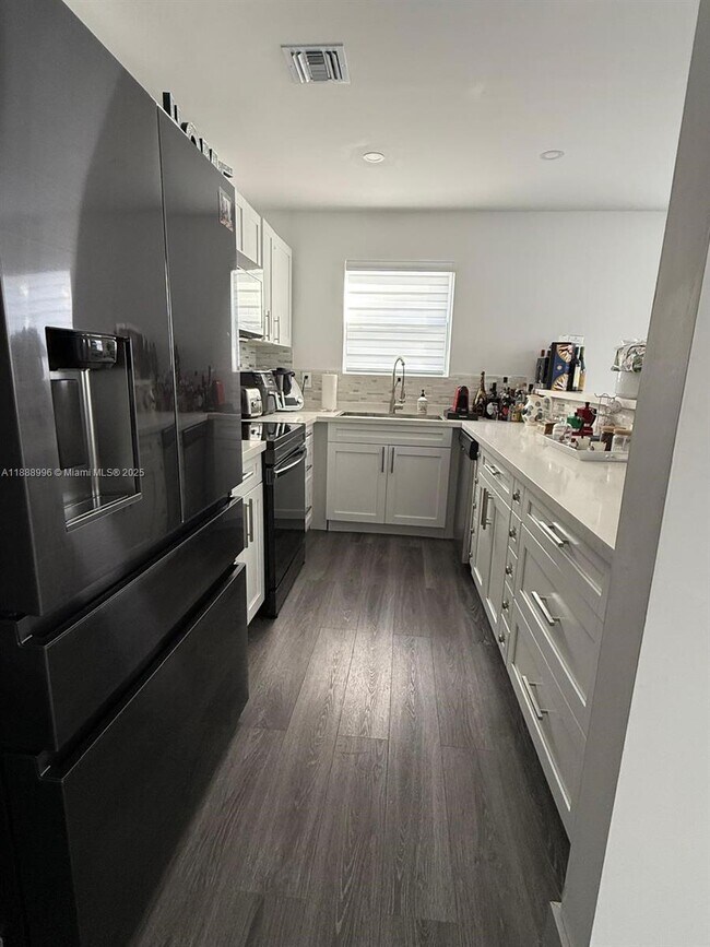 Photo - 5629 NW 31st Ave