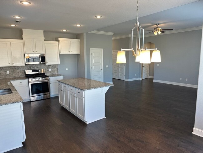 Photo - Available Now! Modern 3-Bedroom, 2-Bathroom Home in Legendary Subdivision near Shaw Elementary