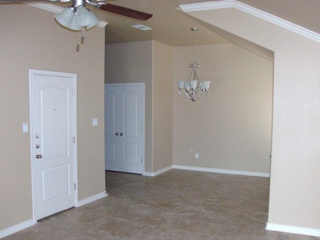 Photo - 3 bedroom 2 bath Duplex off Bunny Trail Killeen
