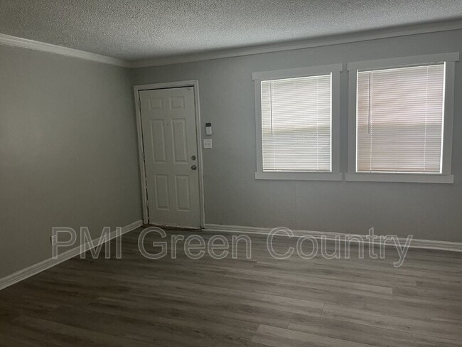 Photo - 2125 E Seminole St